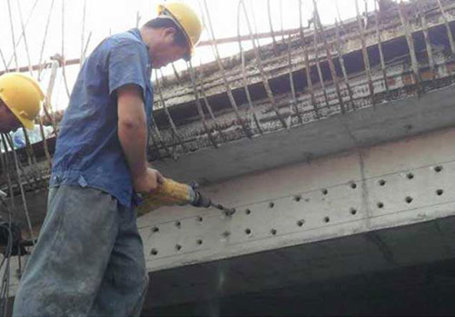 万柏林植筋胶在桥梁加固中的使用方法